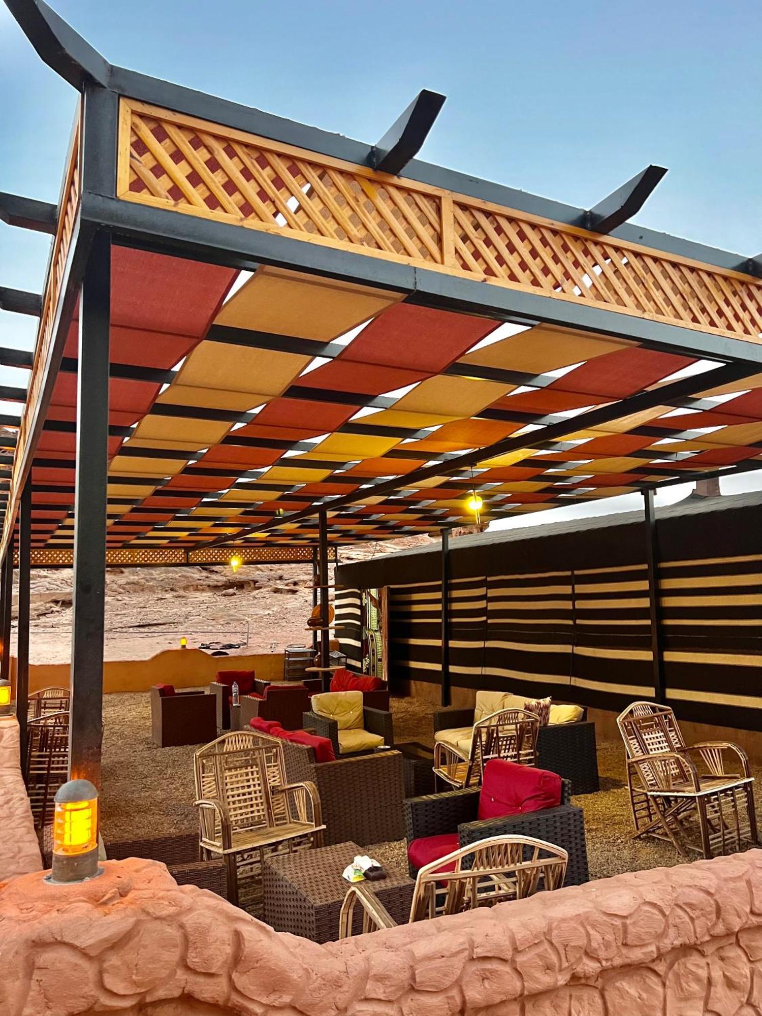 Star Camp & With Tor Hotel Wadi Rum Ngoại thất bức ảnh