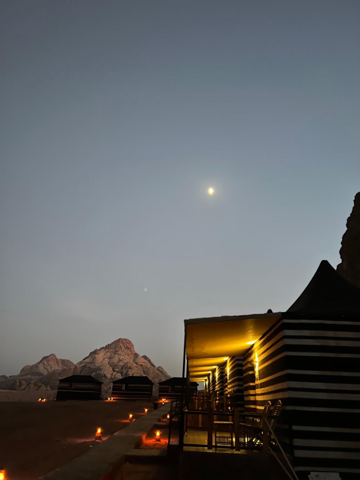 Star Camp & With Tor Hotel Wadi Rum Ngoại thất bức ảnh